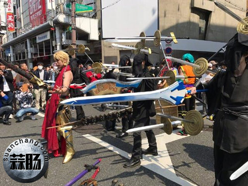 這個金閃閃厲害了！大阪COS祭驚現王財版吉爾伽美什