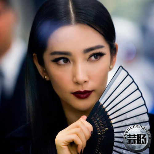 《變形金剛5》角色預告公開 李冰冰獻聲國配版“造物主”昆塔莎！