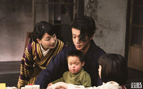 《人間失格：太宰治和三個女人們》公開全新劇照