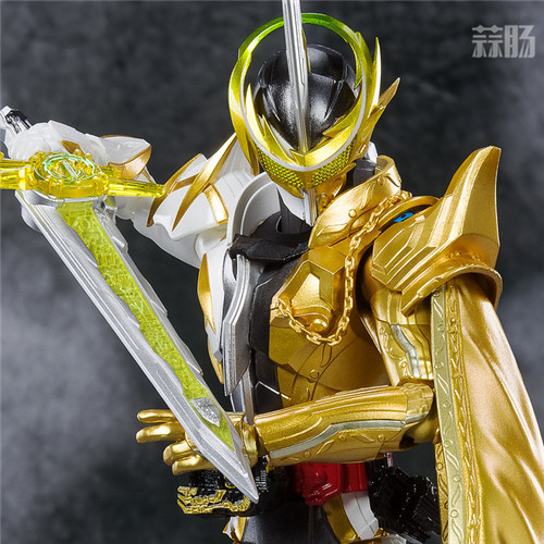 萬代推出SHF《假面騎士圣刃》假面騎士Espada阿蘭基那神燈形態(tài)