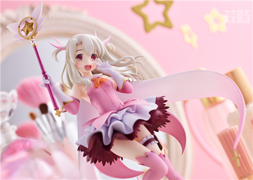 wanderer推出《魔法少女☆伊莉雅》伊莉雅1/7手辦