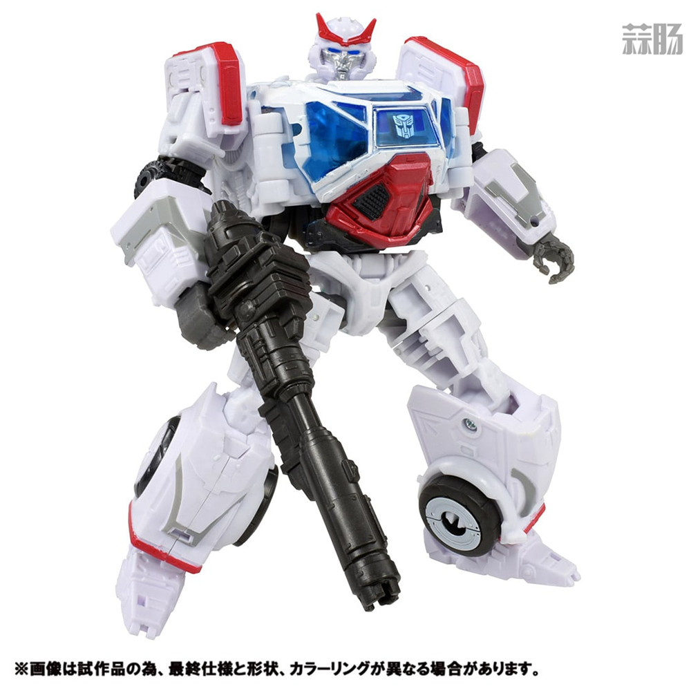 Takara Tomy推出變形金剛工作室系列SS-80《大黃蜂》救護車