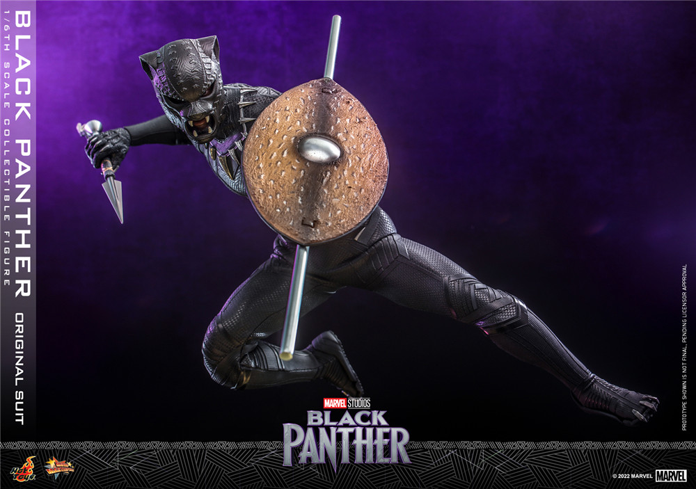 Hot Toys - BP - Black Panther (Original Suit) collectible figure_PR13.jpg