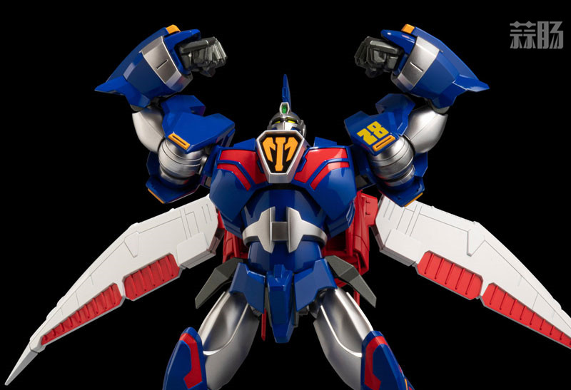 千值練推出RIOBOT《超電動機器人》鐵人28號FX+鐵人17號 鳳凰 可動模型