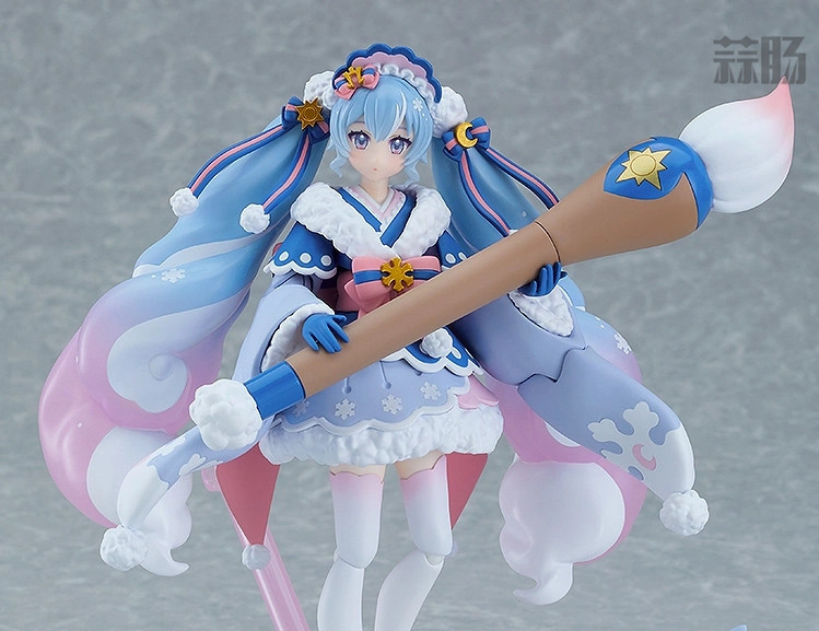 MaxFactory推出figma EX-067初音未來 雪未來 冬麗Ver.可動人偶