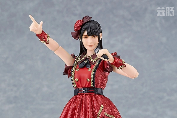 MaxFactory推出figma-595 上坂堇 可動(dòng)人偶
